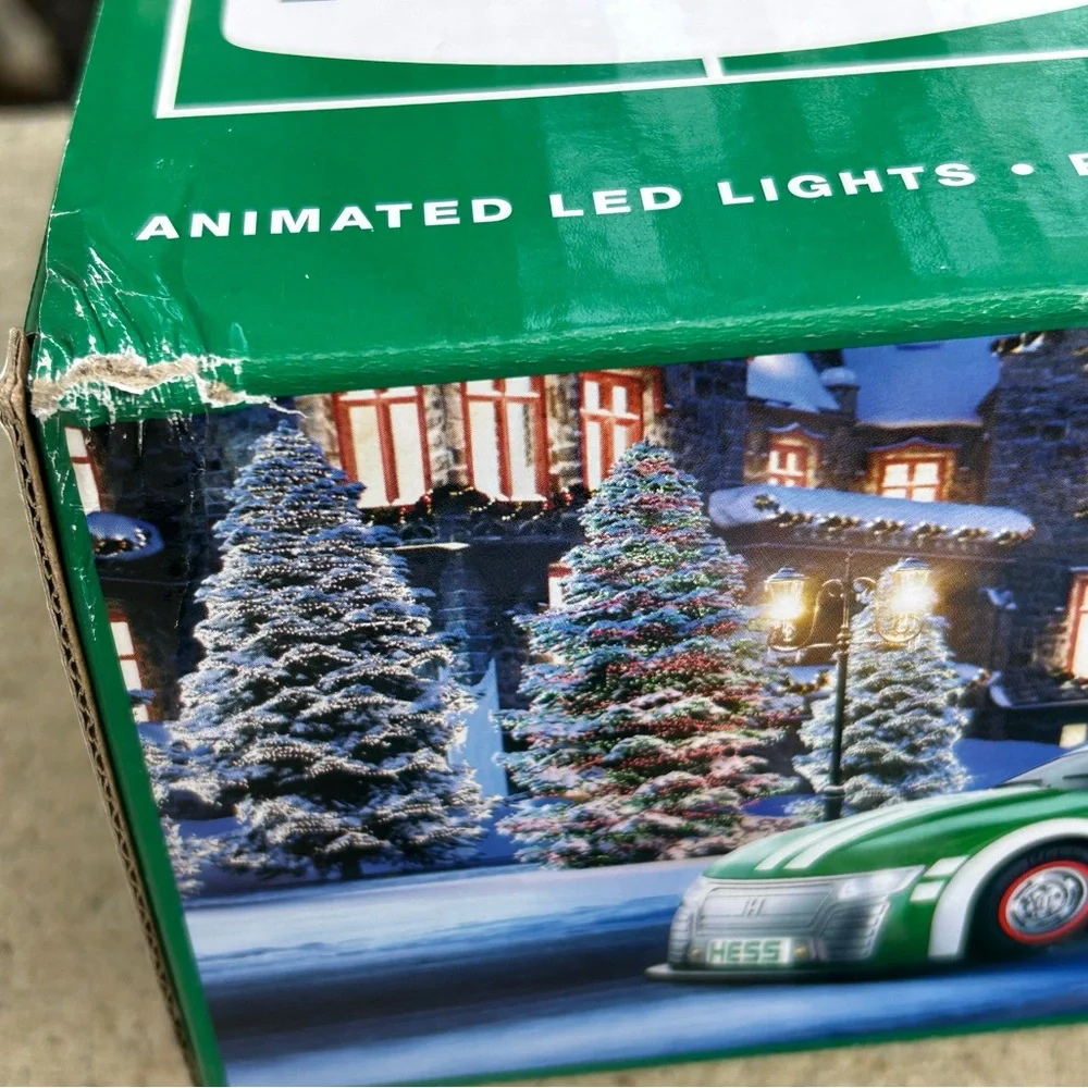 Hess Stock Car Racers Battery Operated Boxed Set with LED Lights & Racing Sounds - Picture 5 of 6